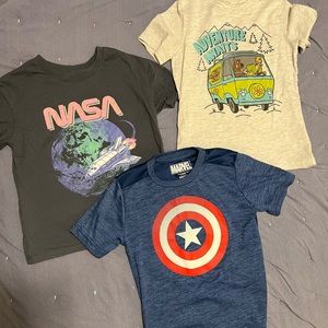 2/$10 Lot boys graphic tees size 6